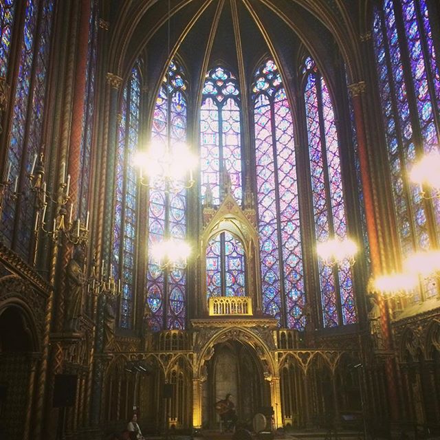 @omarbashir_oud Omar Bashir en concert ce soir à la Sainte-Chapelle grâce au partenariat avec le Centre des monuments nationaux. Une bonne raison de sortir affronter le crachin parisien !
#festivaldelimaginaire #festivaldelimaginaire2017 #maisondesculturesdumonde #oud #omarbashir #taqasim #saintechapelle